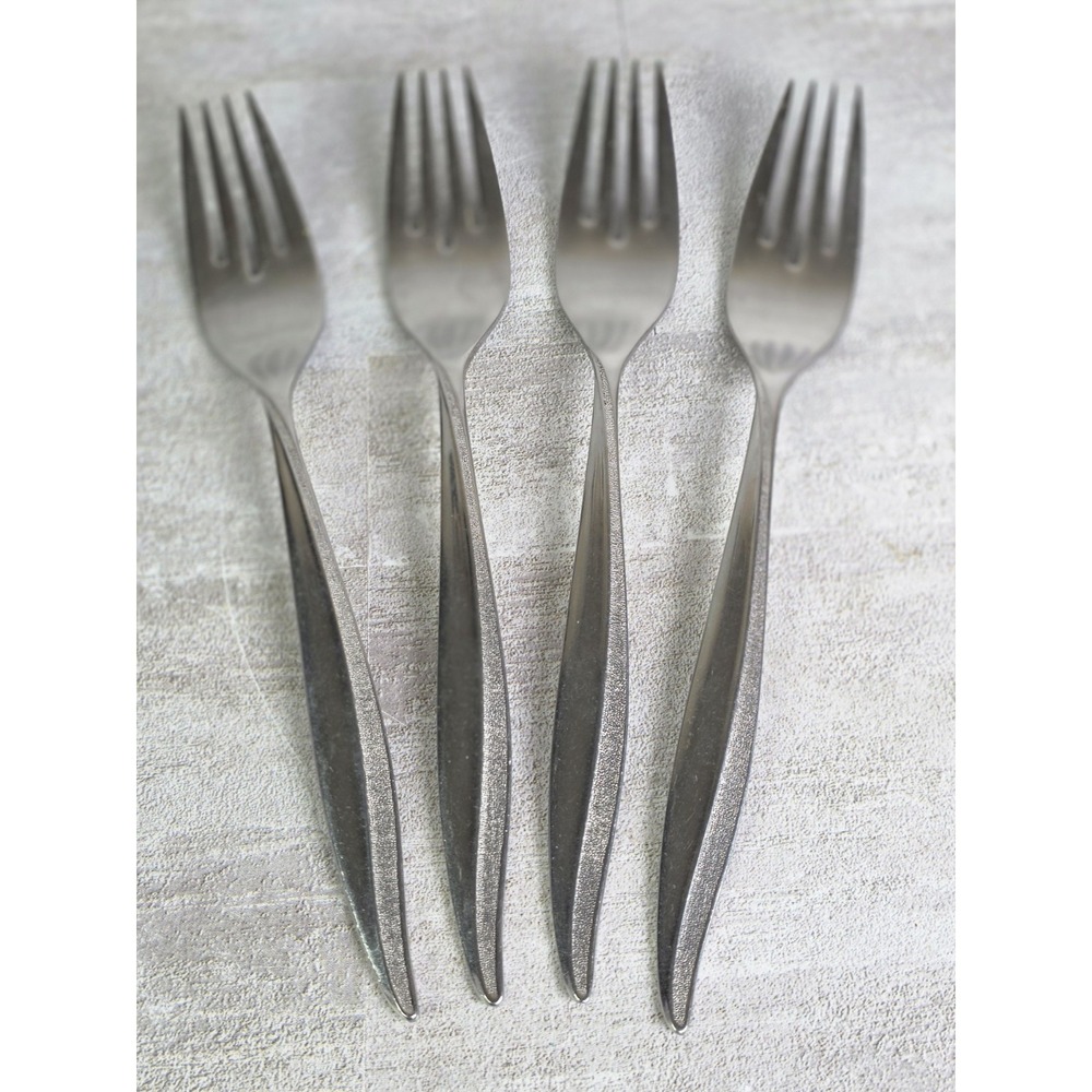 OneidaCraft Deluxe TEXTURA Stainless 4pcs Dinner Forks Flatware
